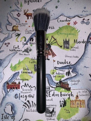 Mac cosmetics makeup brush - mac,